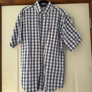 Men’s size medium short sleeve shirt